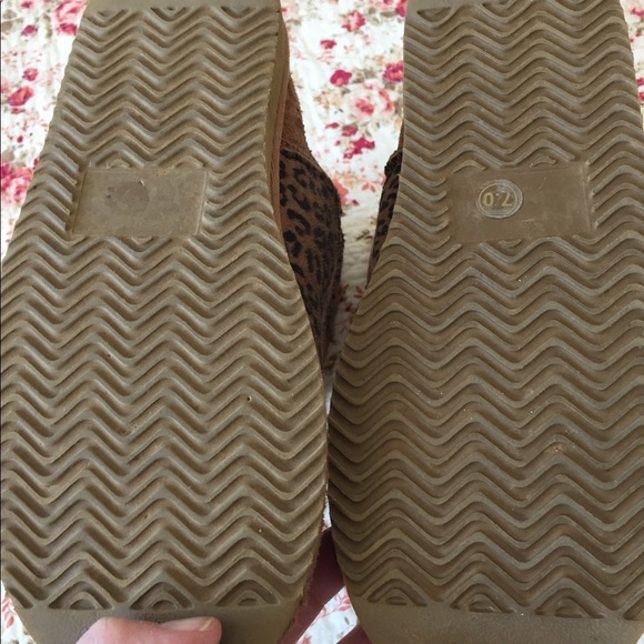 COZY STEP LEOPARD WATER REPELLENT LEATHER SHEEP SKIN BOOTS 7 NWOT - Picture 10 of 10